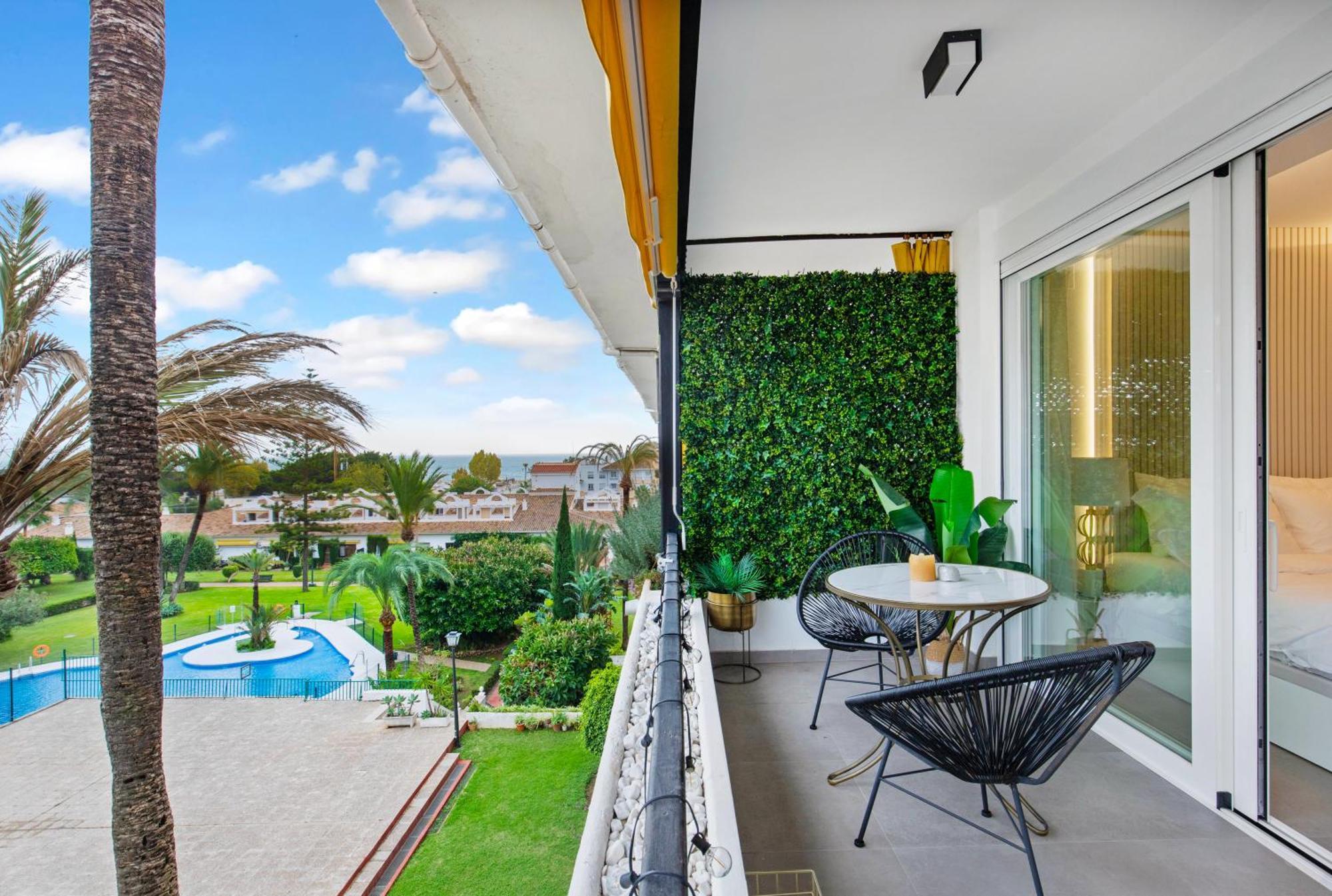 Golden Mile Lux Sea View With Balcony Marbella
