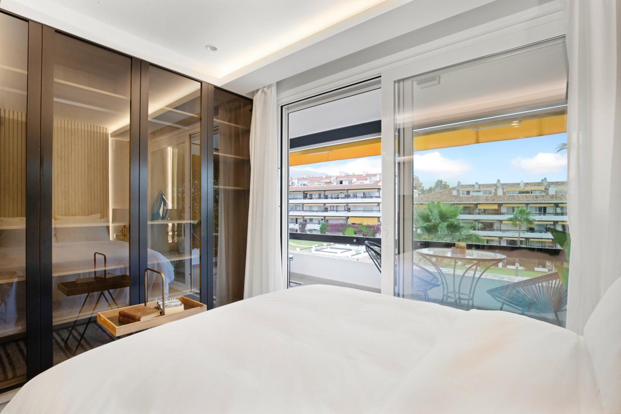 Golden Mile Lux Sea View With Balcony * Marbella