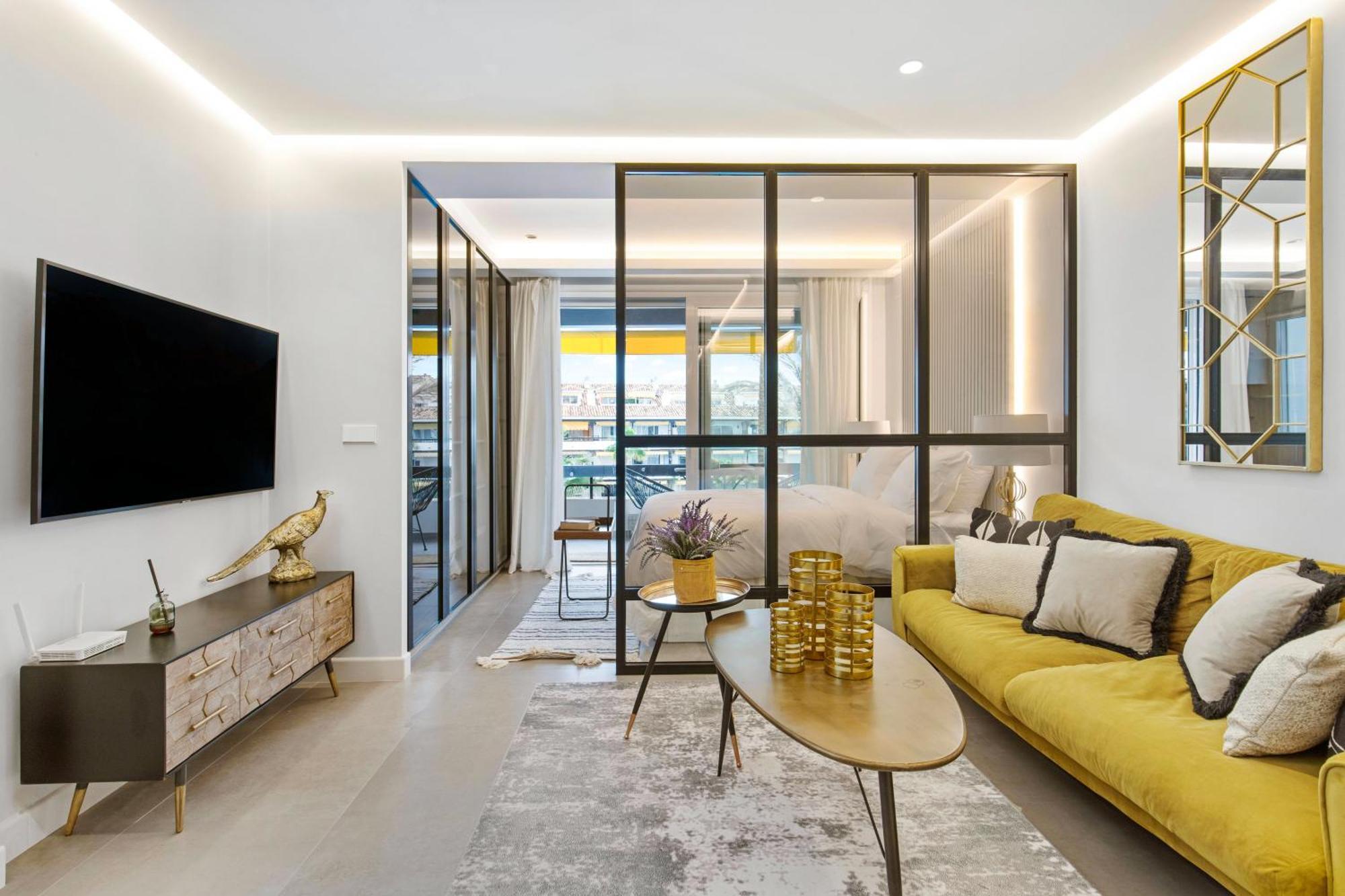 Golden Mile Lux Sea View With Balcony Marbella